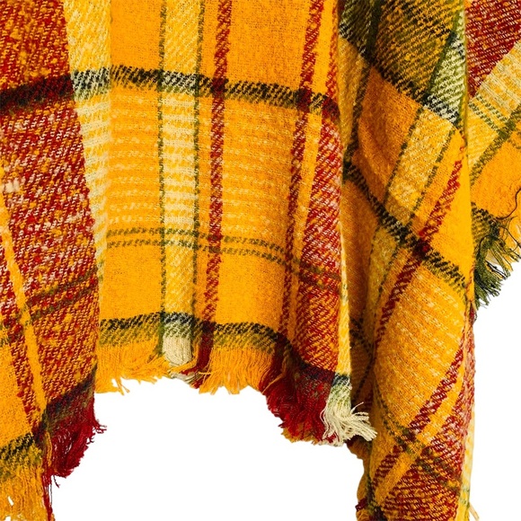 NEW Chloe Cozy Soft Long Boho Plaid Turtleneck Pullover Poncho Fringe - Picture 7 of 12
